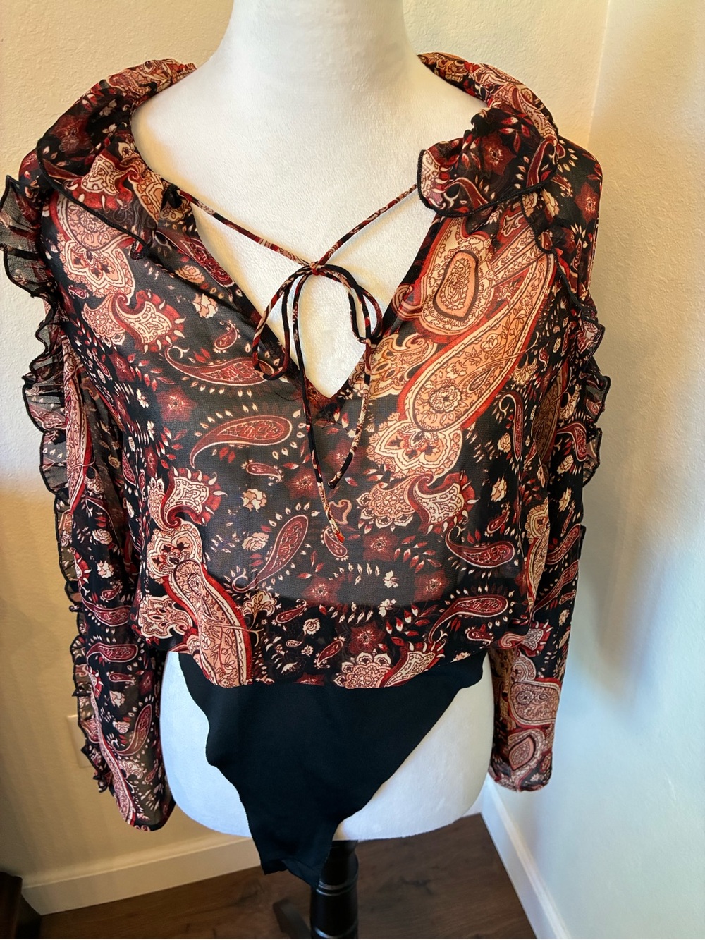 Zara Women’s Black & Rust Paisley Ruffle Tie-Neck Blouse/Bodysuit